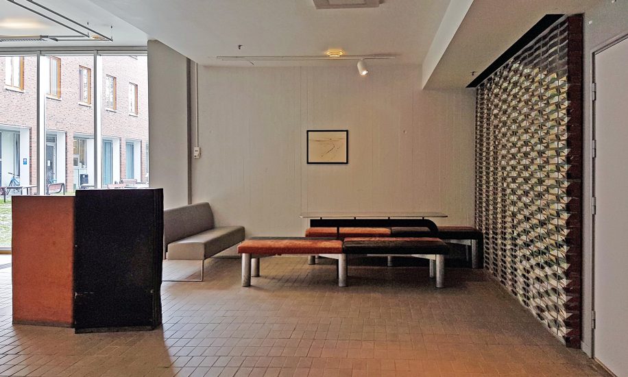 <em>(teglvegg)</em>, Søren Ubisch. Photographer: KORO/Cathrine Wang