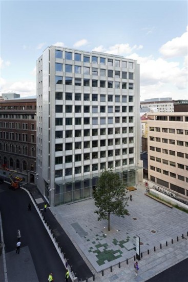 Grass Roots Square, av Do Ho Suh. Fotograf: Trond Isaksen