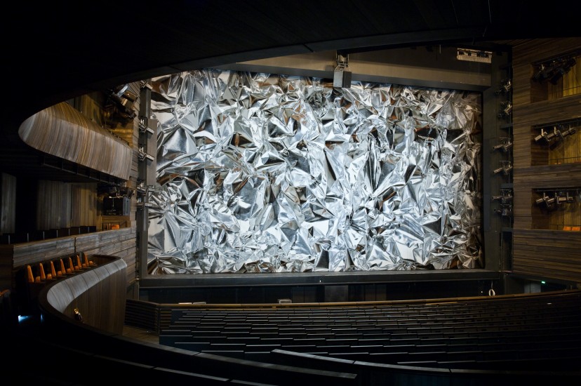 Metafoil, Pae White. Fotograf: Jens Sølvberg