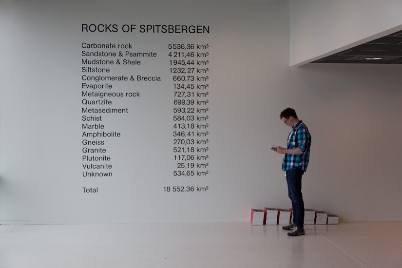 Rocks of Spitsbergen, av Lara Almarcegui. Fotograf: Ole John Aandal