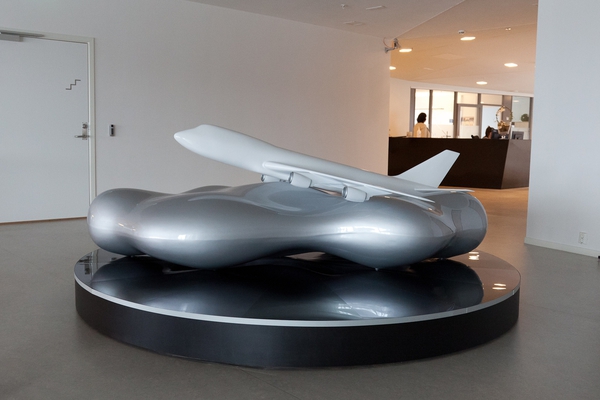 Untitled ( skyscape / a B-747 conversation ), av Børre Sæthre. Fotograf: Ole John Aandal