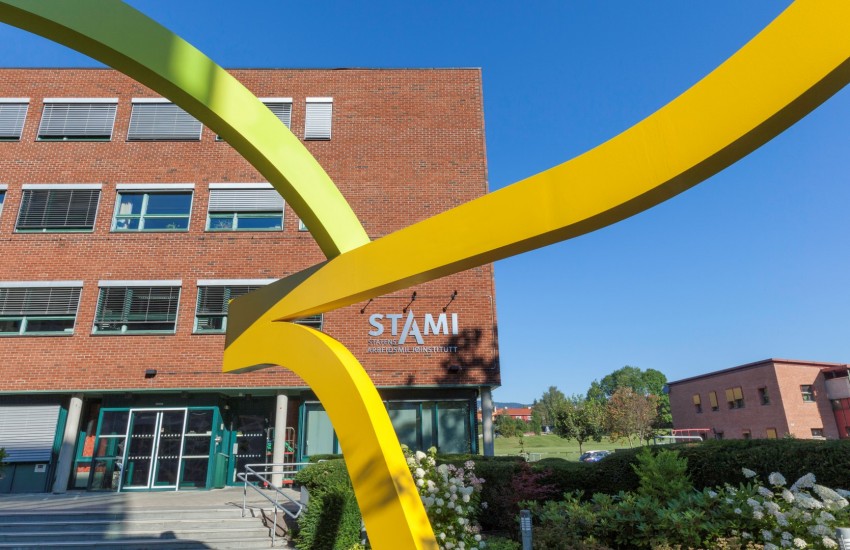 Stifinnar, av Arne Ingvaldsen. Fotograf: Werner Zellien