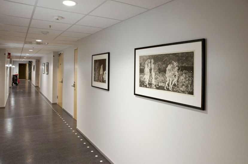 tv: Stranden, th: Naken II, Sigurd Winge. Fotograf: Hedevig Anker