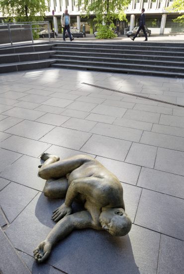 <em>Lying low/male nude</em>, Christine Aspelund. Photographer: Trond A. Isaksen