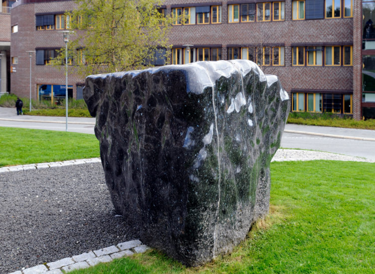<em>God dag! Moskus</em>, Makoto Fujiwara. Photographer: Fredrik Qvale / KORO