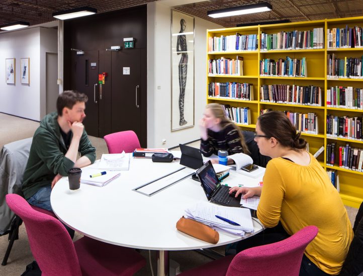 <em>Galaksene innover og Uten tittel</em>, Gitte Dæhlin, Gro Folkan. Photographer: Kjell Ove Storvik