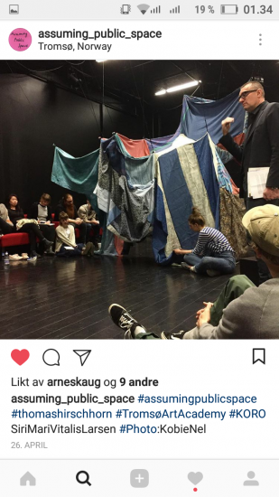 screenshot, Assuming Public Spacet, Thomas Hirschhorn. Fotograf: Thomas Hirschhorn 