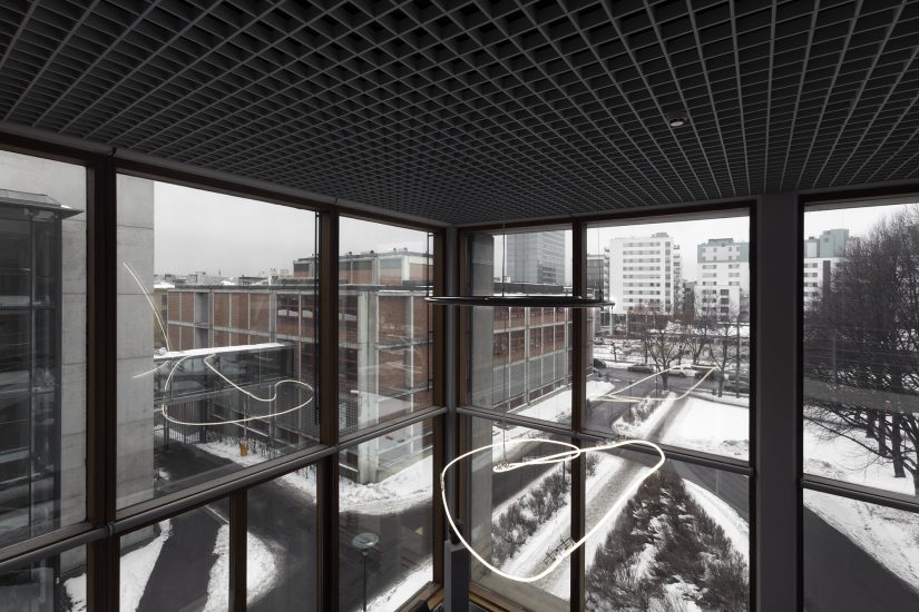 Folding, Brigitte Kowanz. Fotograf: Werner Zellien