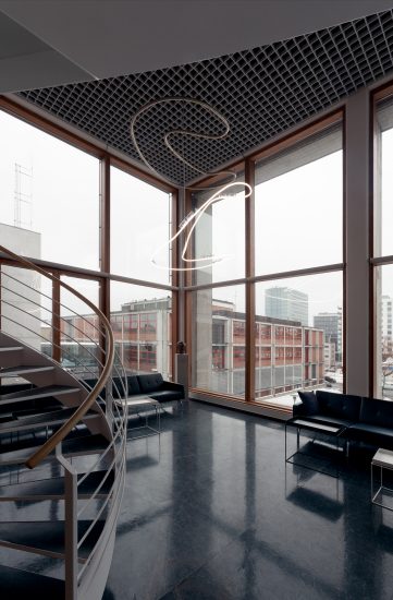 Folding, Brigitte Kowanz. Fotograf: Werner Zellien