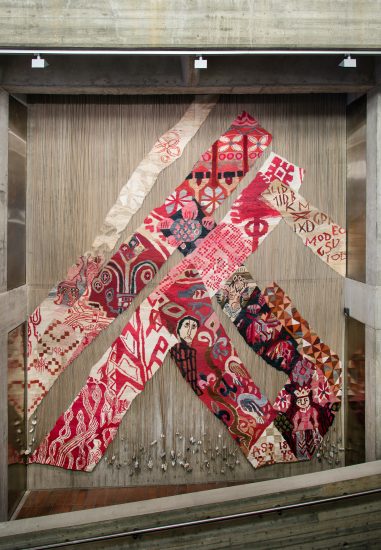 <em>Den røde tråd (felt 3)</em>, Else Marie Jakobsen. Photographer: Thor Brødreskift