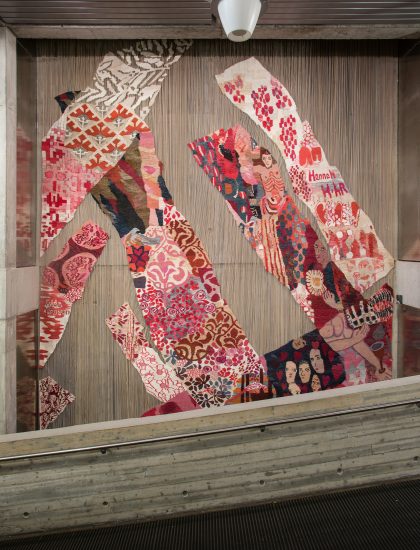 <em>Den røde tråd (felt 2)</em>, Else Marie Jakobsen. Photographer: Thor Brødreskift
