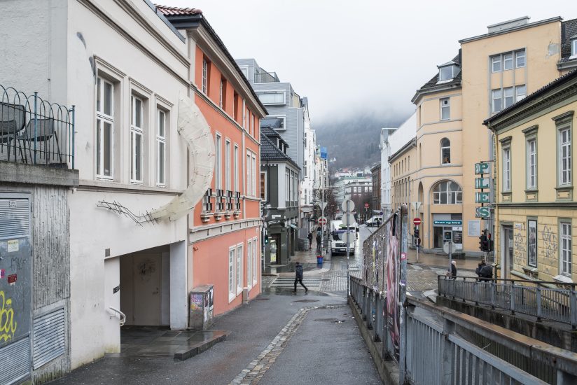 Lysskulptur, Kyrre Andersen, Liv Anne Lundberg. Fotograf: Thor Brødreskift
