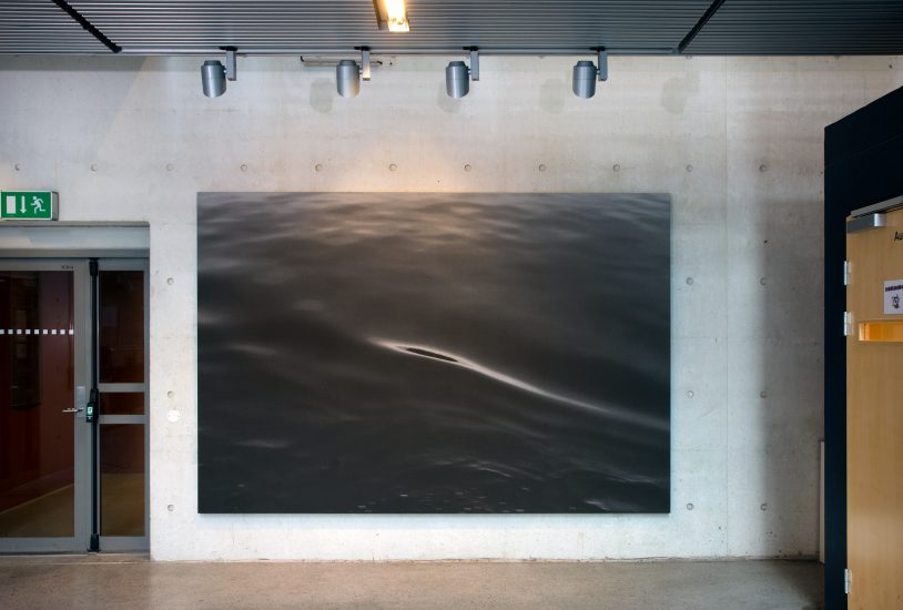 <em>Uten tittel (Bølgen)</em>, Tom Sandberg. Photographer: Jiri Havran