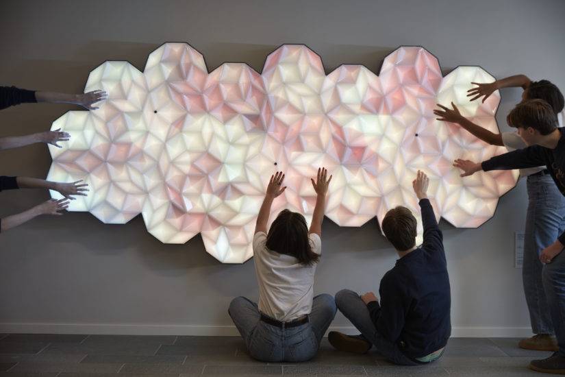 <em>Color Cloud</em>, Miriam Sleeman og Thomas Sloan. Photographer: Øystein Klakegg