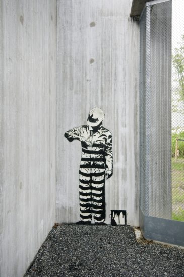 <em>Stripes</em>, Dolk. Photographer: Øystein Thorvaldsen