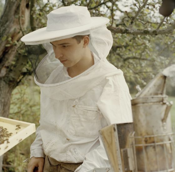 <em>The ideal state (Beekeeper apprentice)</em>, Una Hunderi. Photographer: Una Hunderi