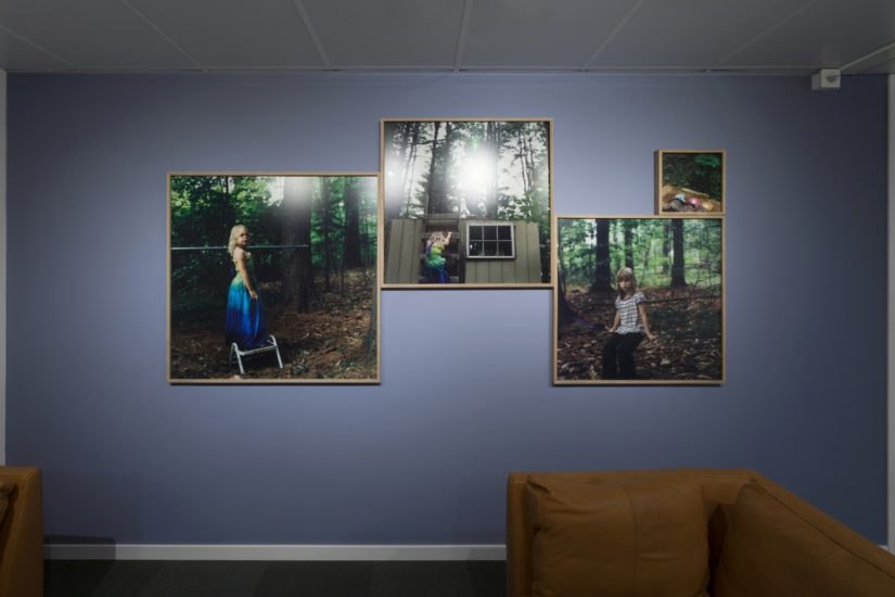 <em>The ideal state (Playing orphans surviving in the woods)</em>, Una Hunderi. Photographer: Werner Zellien
