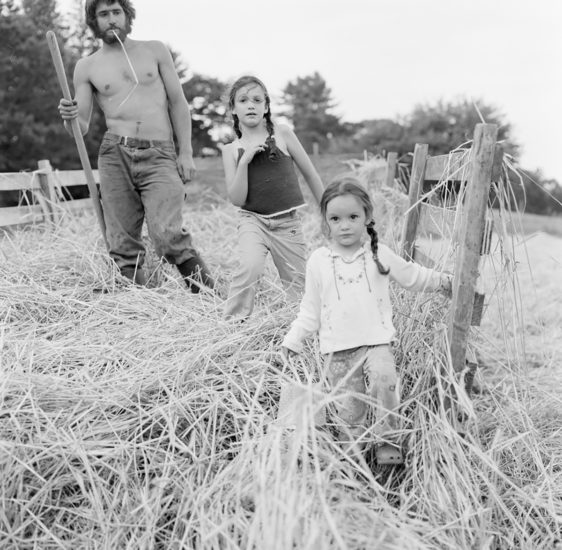 <em>The ideal state (Spreading straw mulch nurtures the plants)</em>, Una Hunderi. Photographer: Una Hunderi