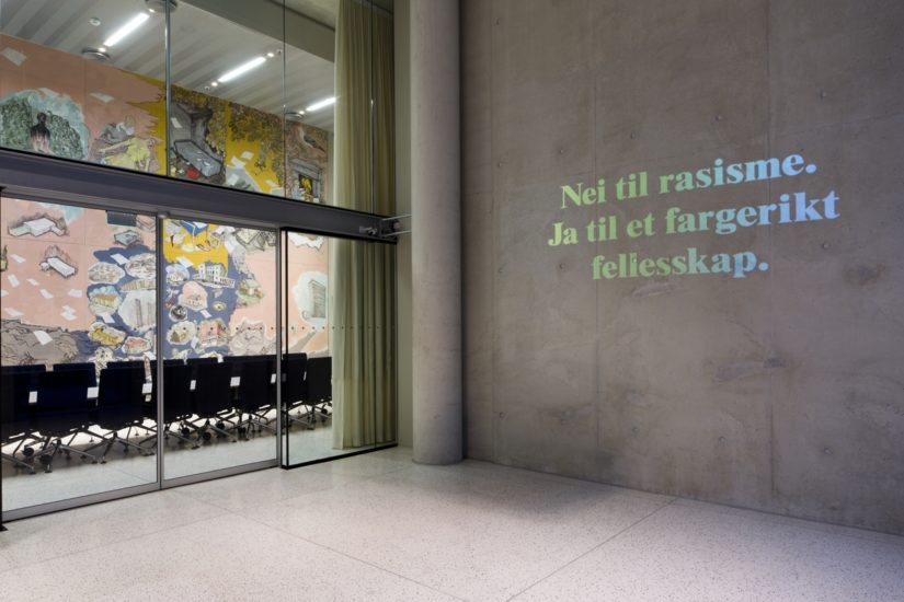 <em>HUNDRE ÅR PÅ EN ARBEIDSDAG</em>, Kajsa Dahlberg. Photographer: Trond A. Isaksen