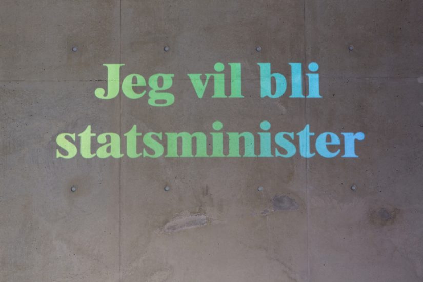 <em>HUNDRE ÅR PÅ EN ARBEIDSDAG</em>, Kajsa Dahlberg. Photographer: Trond A. Isaksen