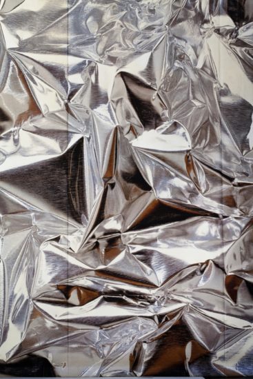 <em>Metafoil</em>, Pae White. Photographer: Trond A. Isaksen
