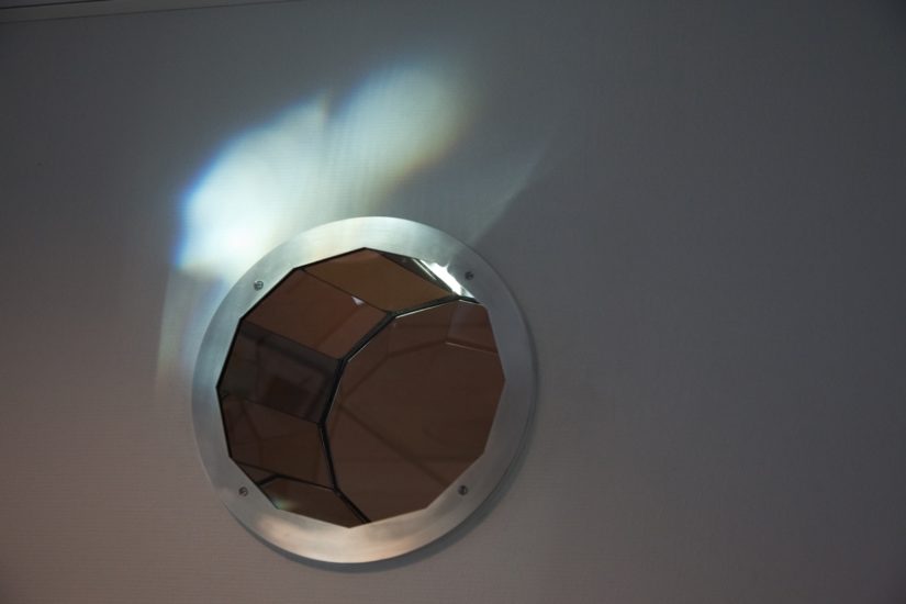 <em>chain reflection corridor</em>, Lutz-Rainer Müller. Photographer: Ole John Aandal