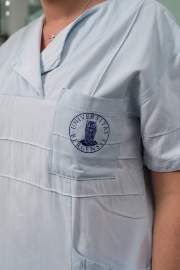 <em>(bekledning til de ansatte ved Odontologisk Universitetsklinikk)</em>, Ida Falck Øien. Photographer: Thor Brødreskift