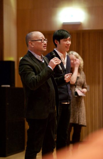 <em>Foredrag av kurator Feng Boyi</em>. Photographer: Pål Hoff