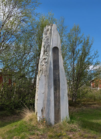 <em>Áhkku (1)</em>, Kurt Hermansen, Hagbart Solløs. Photographer: Cathrine Wang / KORO