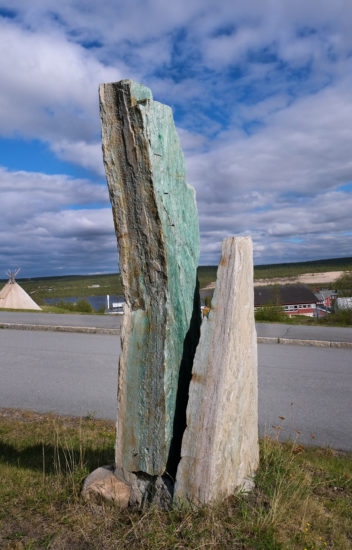 <em>Áhkku (2)</em>, Kurt Hermansen, Hagbart Solløs. Photographer: Cathrine Wang / KORO