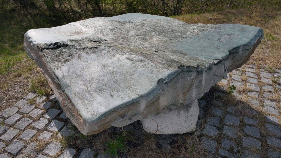 <em>Áhkku (4)</em>, Kurt Hermansen, Hagbart Solløs. Photographer: Cathrine Wang / KORO
