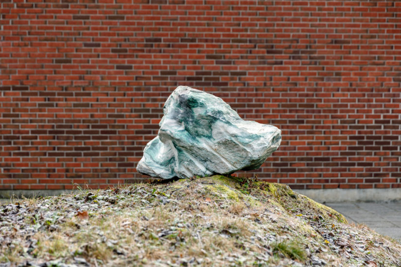Eyes squinting at rays, Ilja Wyller. Fotograf: Christian Tunge
