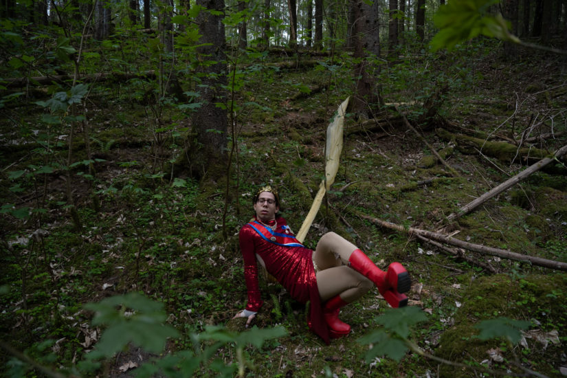 <em>L’arbre à rumeurs</em>, Hanan Benammar. Photographer: Istvan Virag