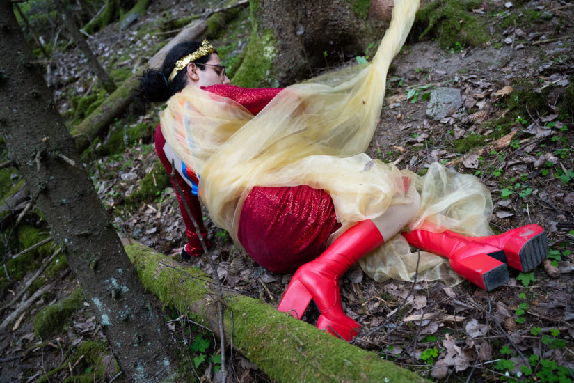 <em>L’arbre à rumeurs</em>, Hanan Benammar. Photographer: Istvan Virag