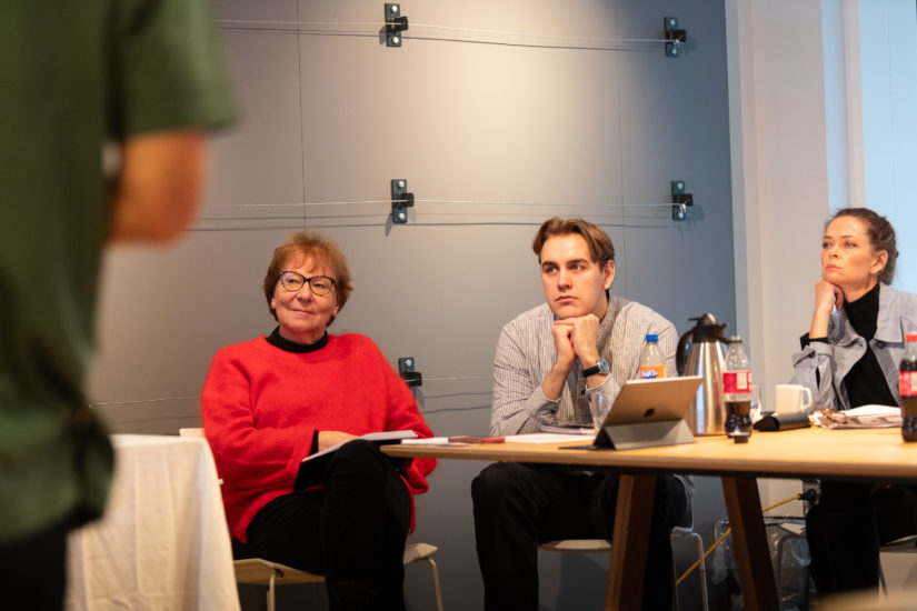 20. januar 2025 fikk juryen presentert forslagene på 22. juli-senteret.